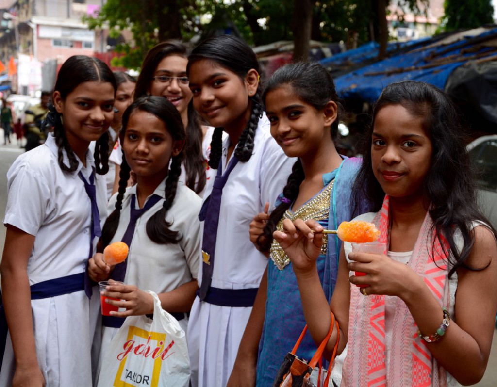 Bombay_SchoolGirls