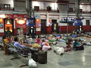 ramblinarium, train station, mumbai